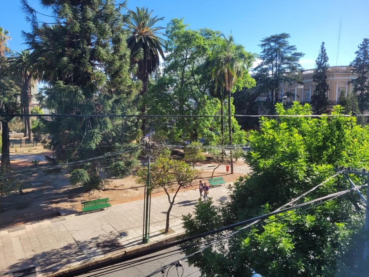 Leguizamon Plaza Deluxe Appartement Salta Buitenkant foto