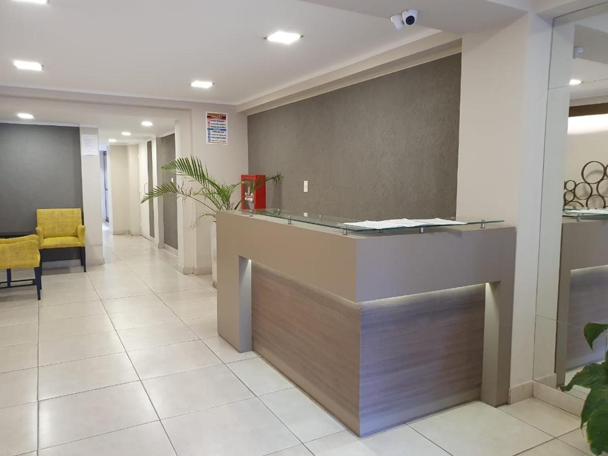 Leguizamon Plaza Deluxe Appartement Salta Buitenkant foto